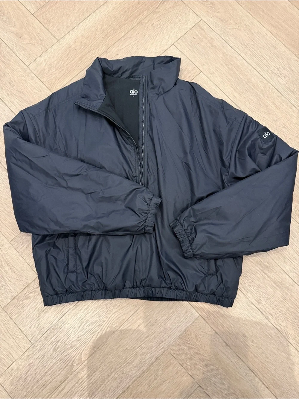 Alo Latitude Light Weight 1/2 Zip Pullover Jacket Size Medium